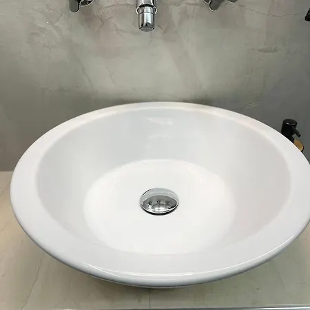 Pansea 05 Exclusive Apartment *